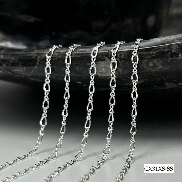 CX31XS - Baby Figure 8 / Infinity Chain by the foot
