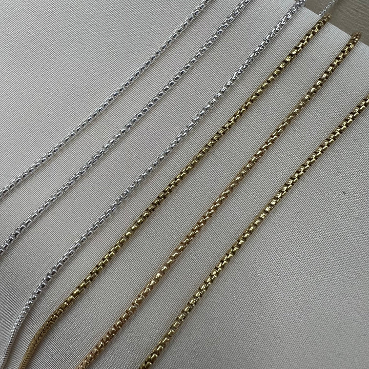 CX67: Round Box chain by the foot