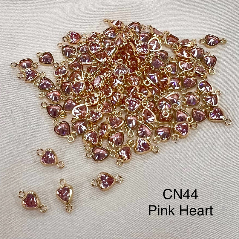 CN44 - Vertical 4mm Heart CZ Connectors (Pack of 2)