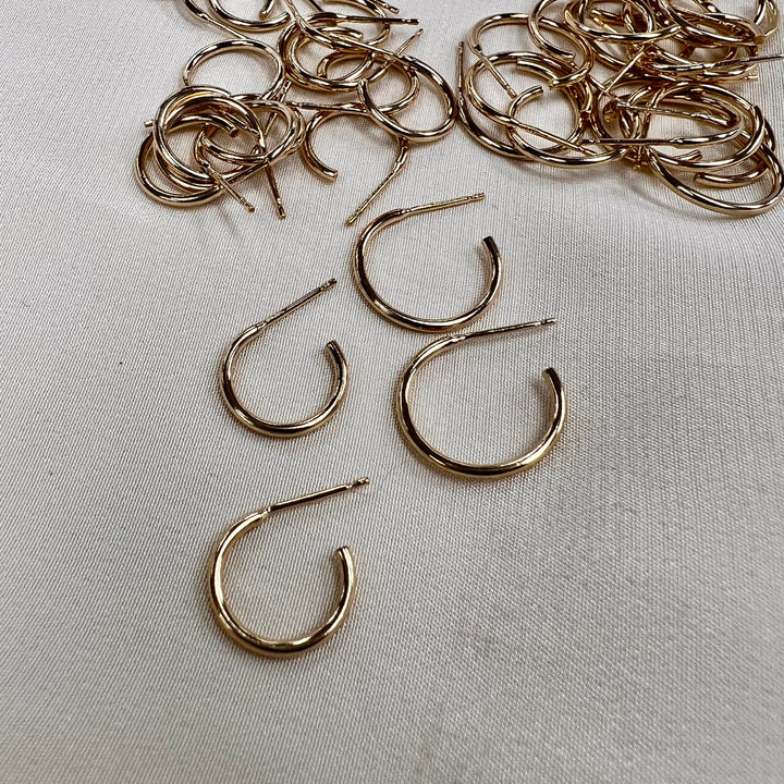 OT-2E06 - 3/4 C Post 14kt Gold Filled Earrings (1 Pair)