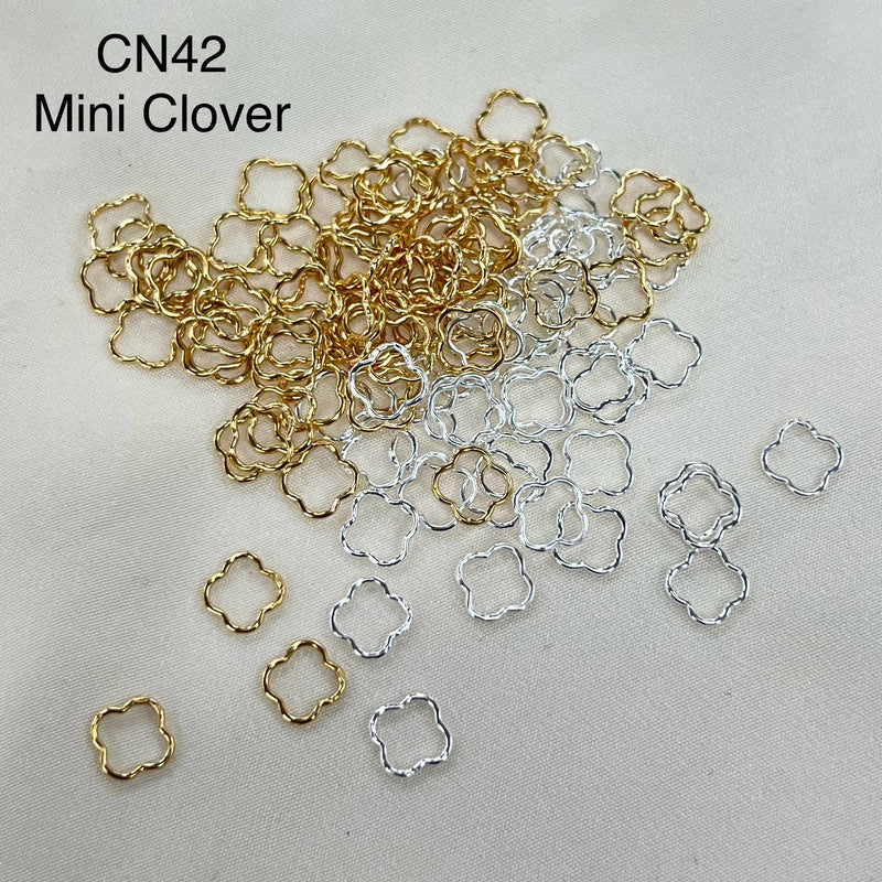 CN42 - Mini Clover Connectors (pack of 6)