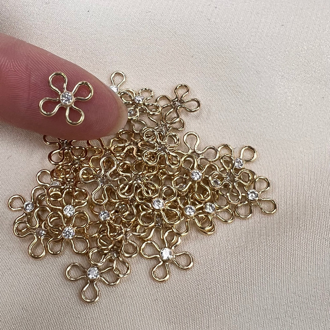 CN24 - 7.5mm Flower CZ Connector