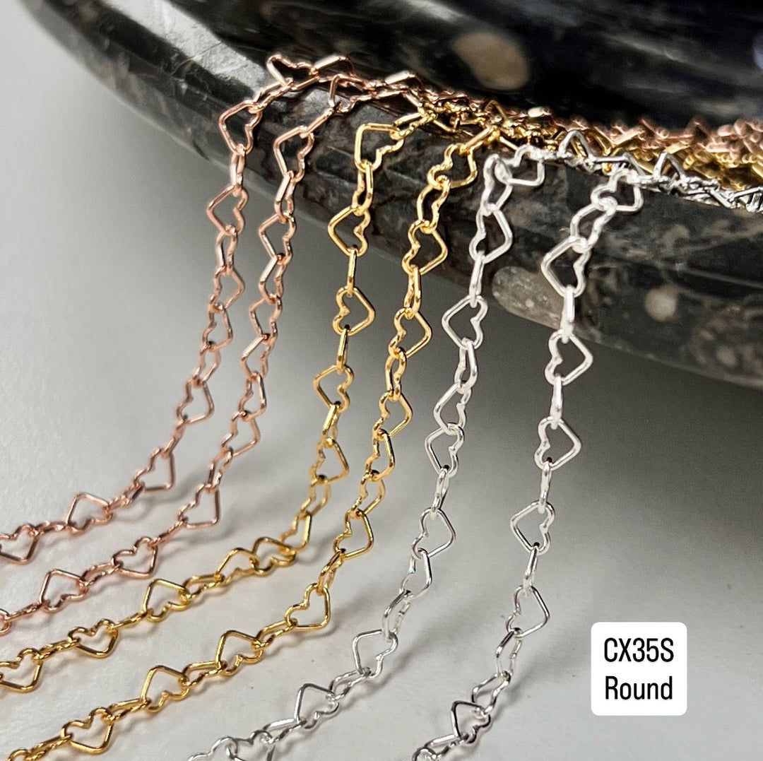 CX35S: 2.8mm Small Heart Chain by the foot