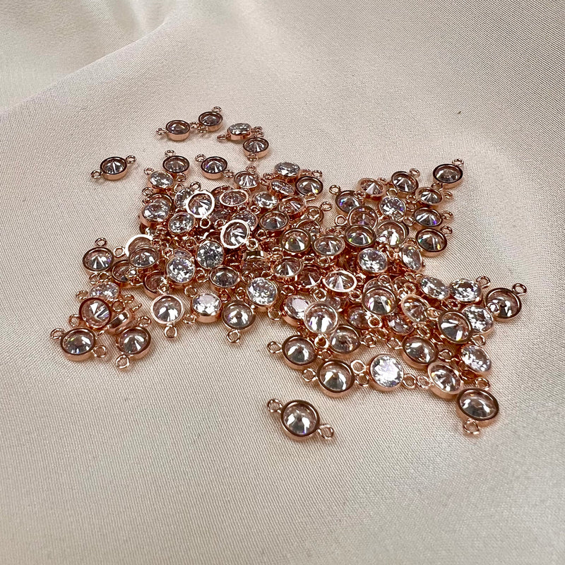 CN26 - 4mm CZ Clear Connectors