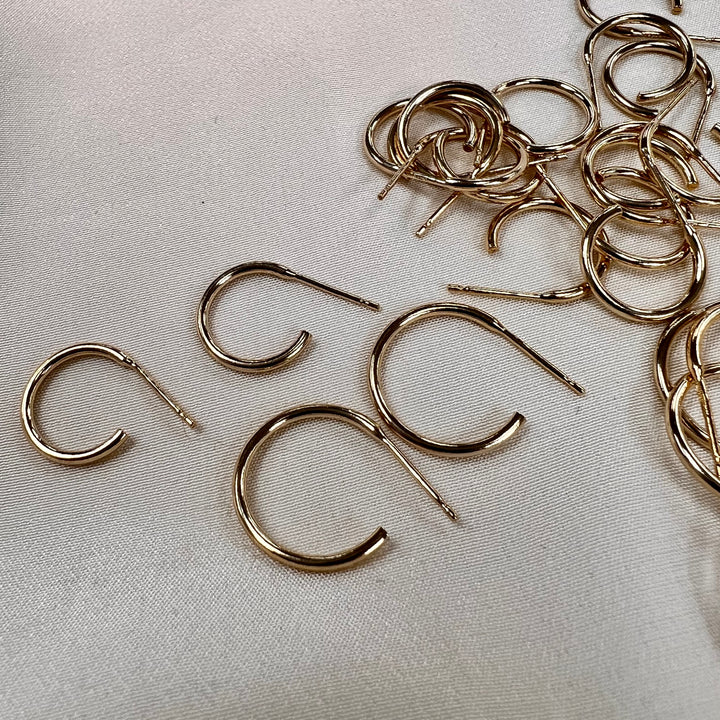 OT-2E06 - 3/4 C Post 14kt Gold Filled Earrings (1 Pair)