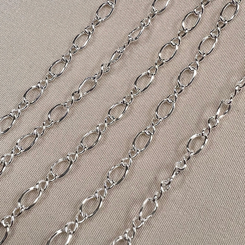Figure 8 / Infinity - 3mm wide - Chain the Foot