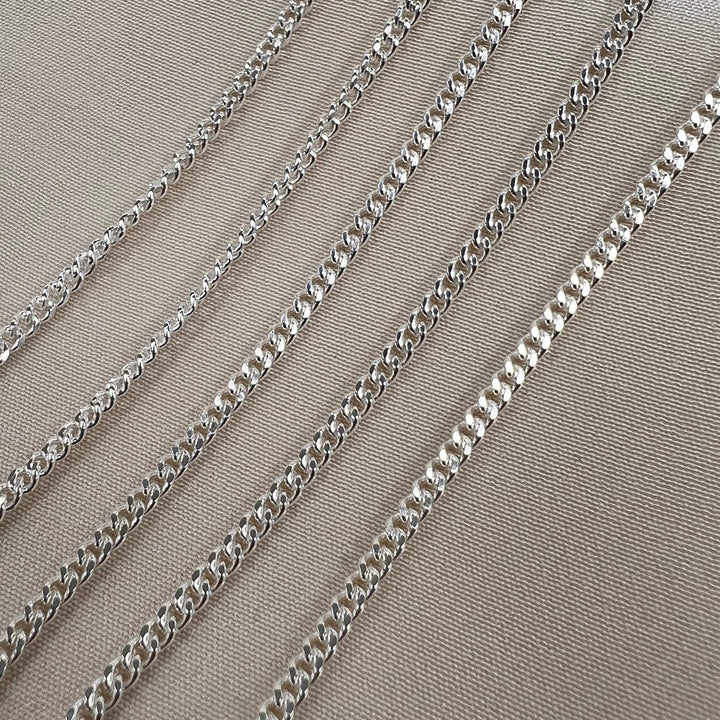 CX33F - Flat Curb Chain by the foot
