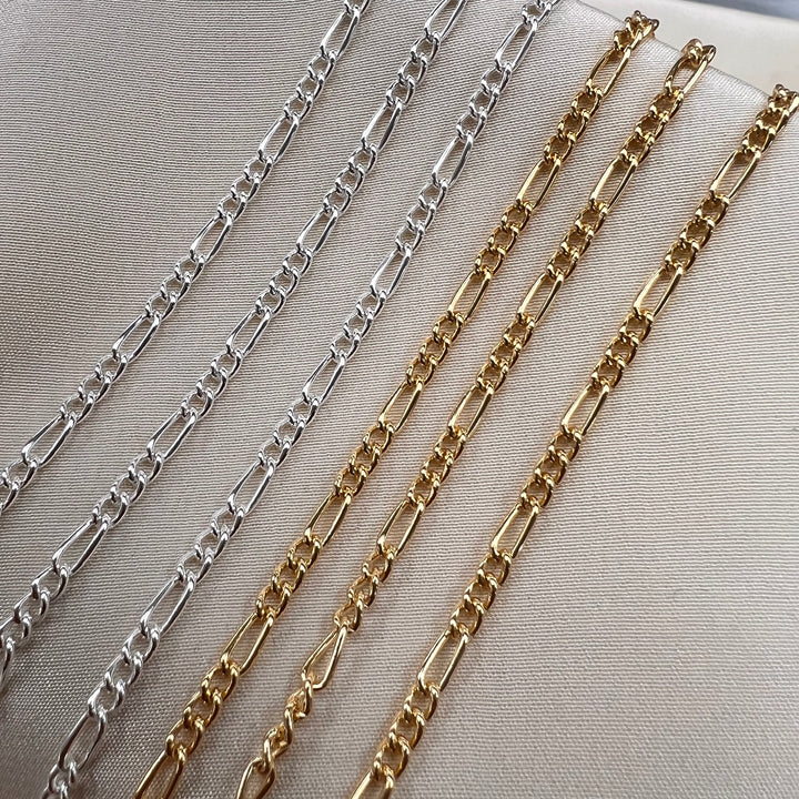 CX30: 2.9mm Figaro Chain by the foot