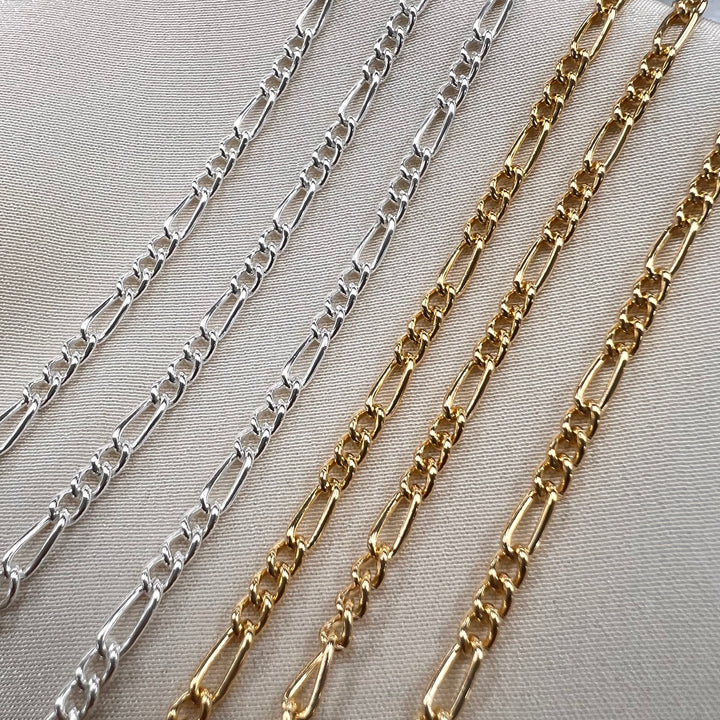 CX30: 2.9mm Figaro Chain by the foot