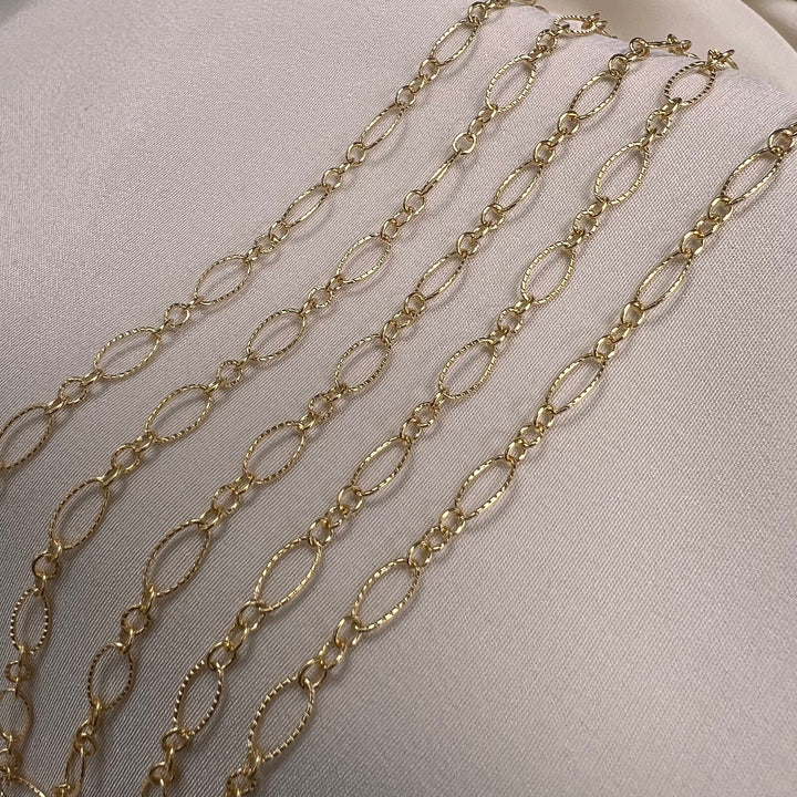 CX37: Long + Short 4.4mm Oval Twist Link chain By the Foot