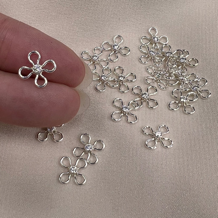 CN24 - 7.5mm Flower CZ Connector