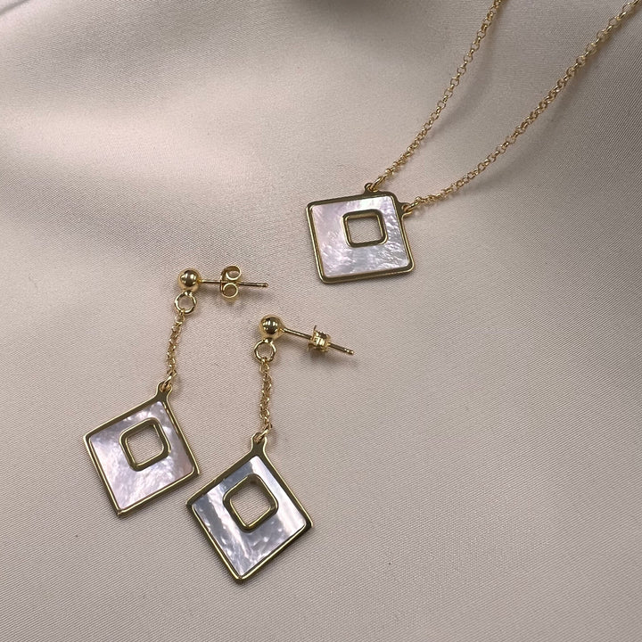MOP Diamond Earring and Necklace Set 467P