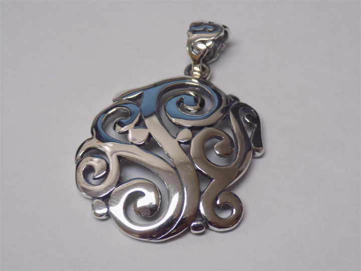 0019 Pendant