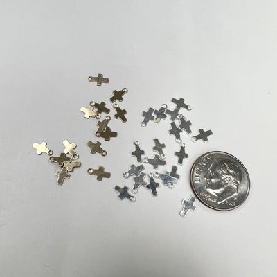 CH13 Tiny Cross 4.5m Wide Charms (Pack of 6)
