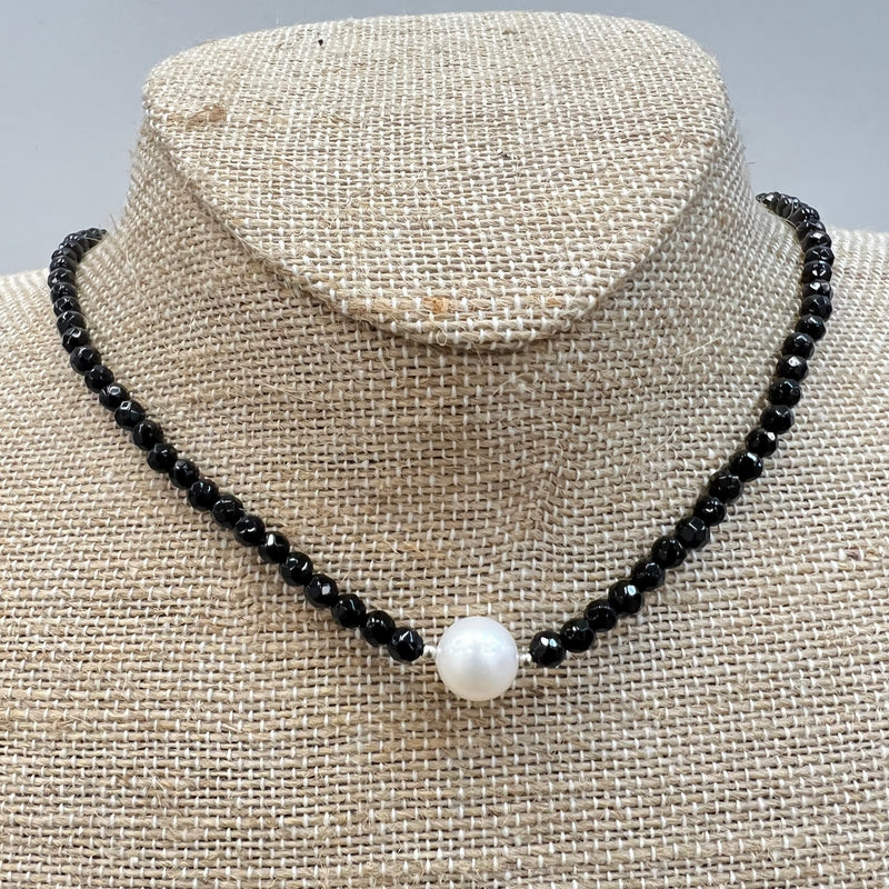 Stone necklace with pearl center